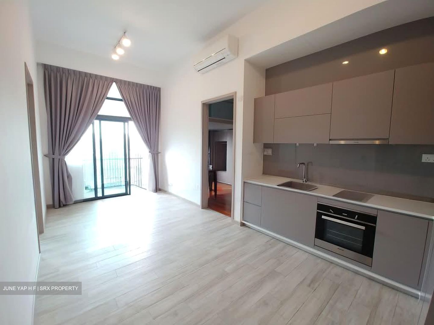 J Gateway (D22), Condominium #578070151